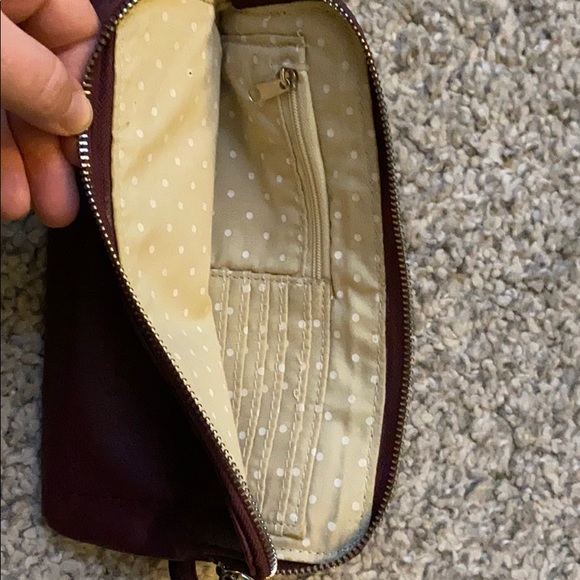 Old navy clutch - Picture 2 of 6